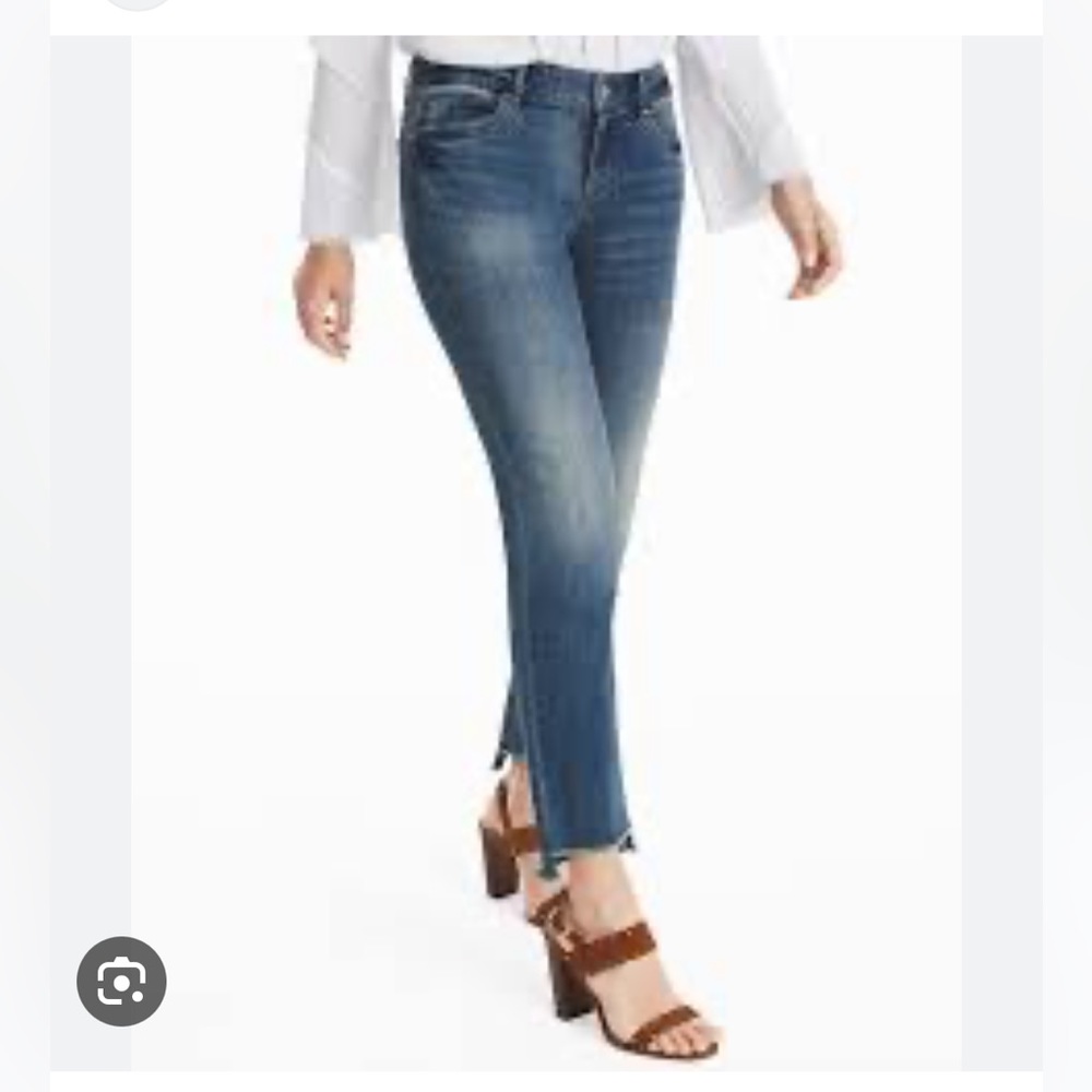 White House Black Market Size 4 Straight Jeans (step hem crop)